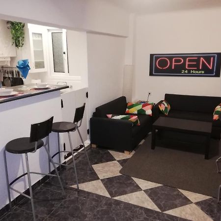 Ellanikou Apartment In Pankrati Vipgreece Atény Exteriér fotografie